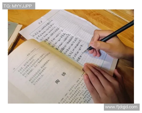 与杨丽畅谈和平精英的成长历程与职业生涯探索 与杨丽畅谈和平精英的成长历程与职业生涯探索